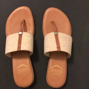 Andre Assous - Size 7 Tan/Brown Comfortable Sandal
